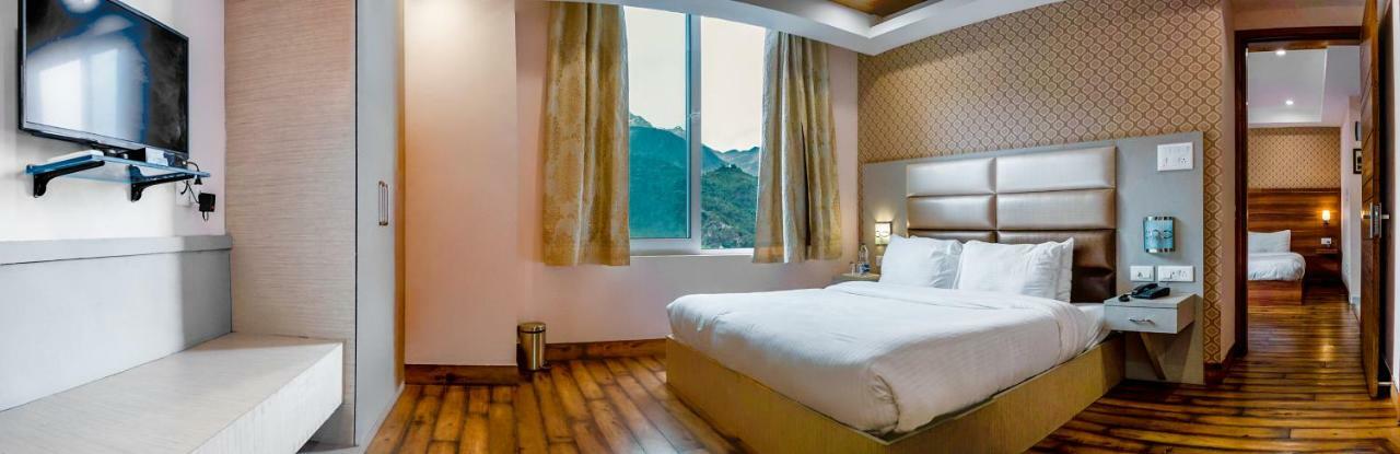 Hotel Inclover-A Peaceful Retreat Dharamshala Buitenkant foto