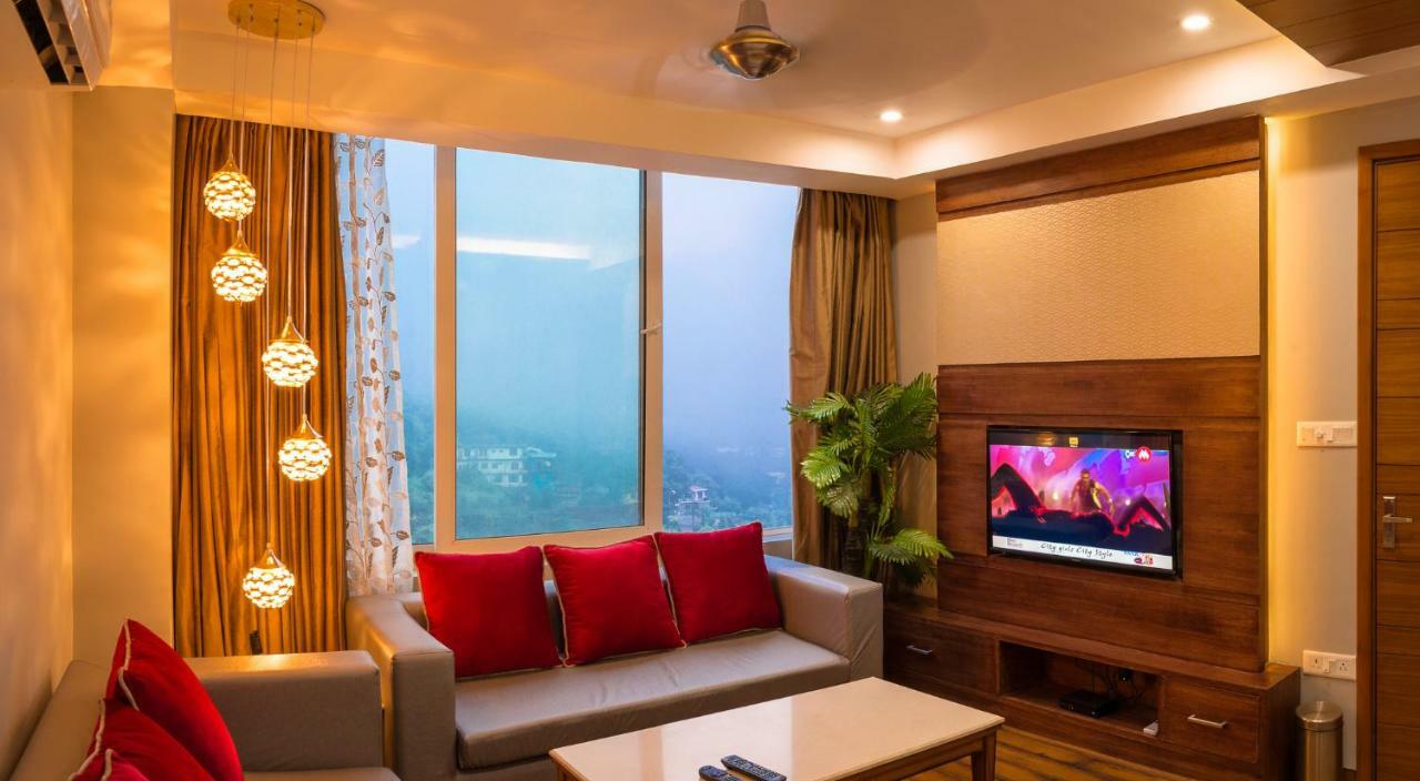 Hotel Inclover-A Peaceful Retreat Dharamshala Buitenkant foto