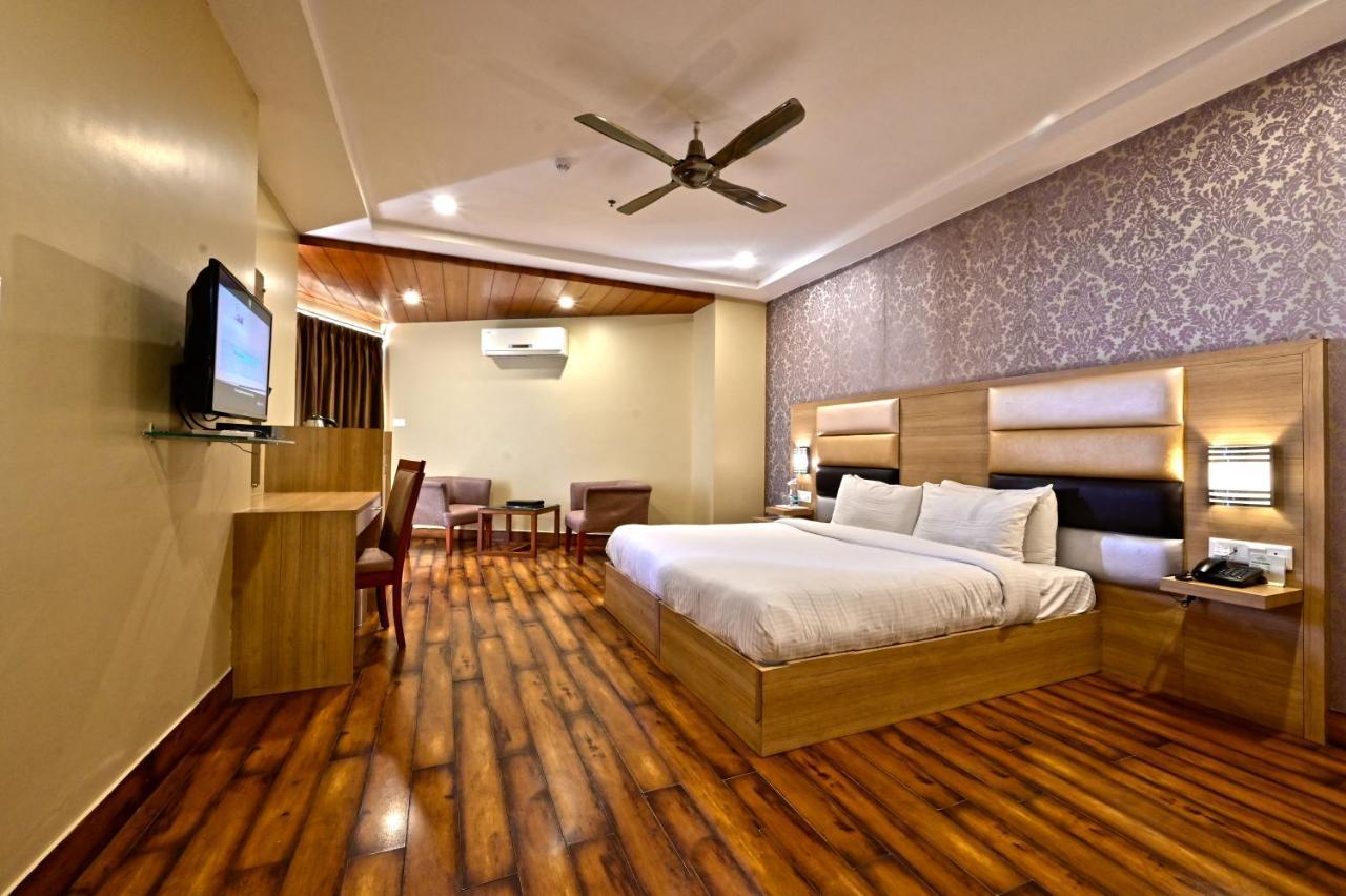 Hotel Inclover-A Peaceful Retreat Dharamshala Buitenkant foto
